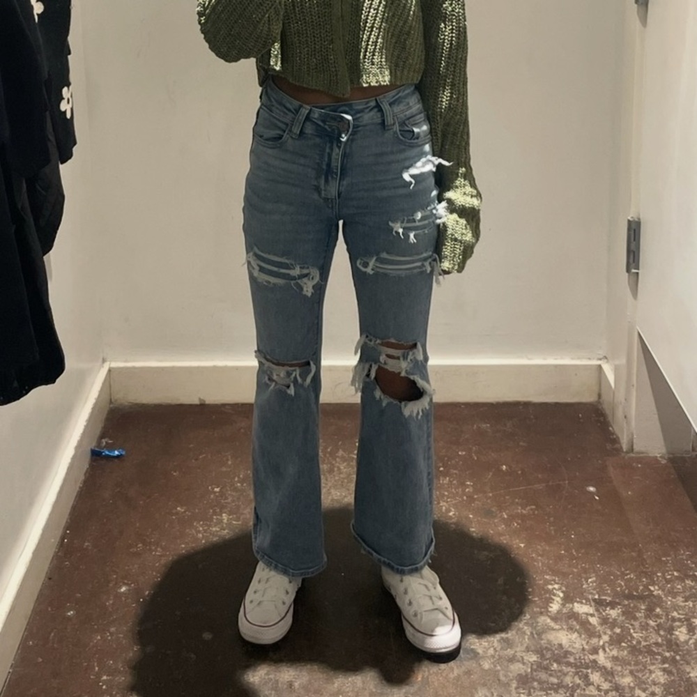 American Eagle Outfitters 00 Short High Rise and Flare Jeans